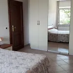 La Casa Gialla Belvedere 哥尔顿